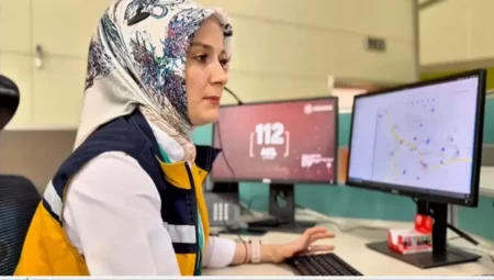 Doğum Sancısı İçin Aranan 112, Evde Doğum Yaptırdı