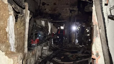 Bursa'da Yangın: 1 Ceset Bulundu