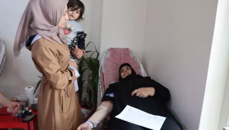 Erciş'te 1918 Ünite Kan Bağışı Kampanyası Başlatıldı