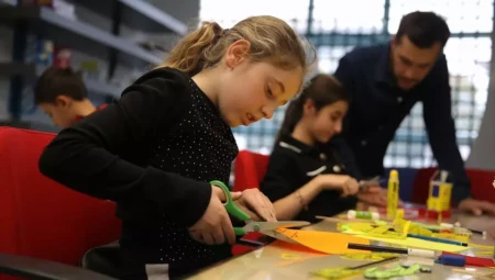 Erzurum'da 500 Çocuk Bilim İle Tatil Geçirdi