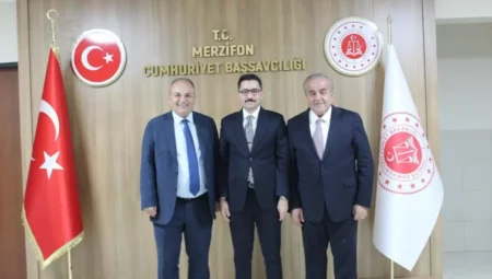 HSK ve Yargıtay Üyeleri Merzifon Adliyesi'nde Ziyaret Gerçekleştirdi