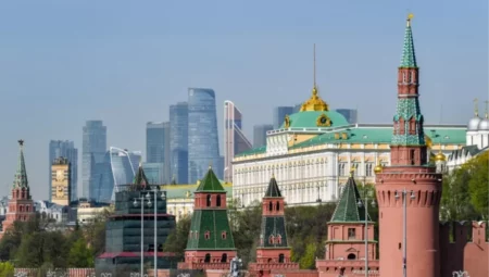 Putin ve Trump Arasındaki Zirve İçin Hazırlıklar Başlıyor